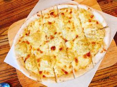 -I HOLIC艾豪丽披萨(KKone店)