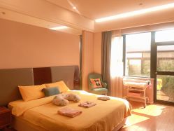 -卓玥国际月子会所(罗山路店)