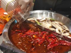 -潘小辣鲜肉老火锅