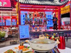 -刘姐啤酒鱼民族演艺餐厅(西街总店)