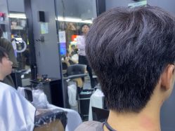 -藤野造型专业烫染接发