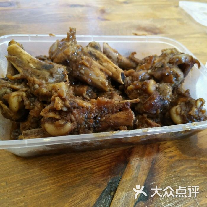 小翔麻辣串鸡骨棒