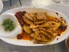 -汗腾格里·风味餐厅(新疆驻京办店)