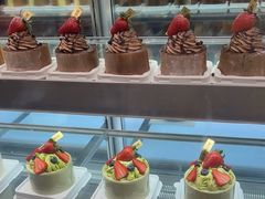 -罗森尼娜(德思勤店)