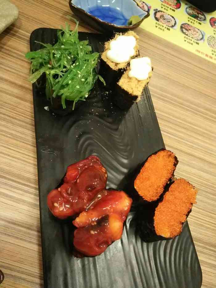 禾田寿司-"这家店在悦洋市场附近,周末不知道吃什么,.