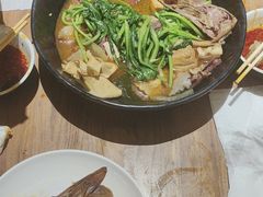 -万记麻辣烫国展总店