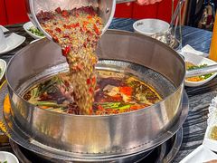 -老船舫·现做活鲜鱼馆(东郊记忆店)