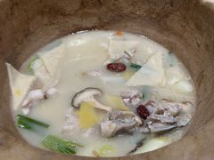 -滇香肴·云南菜蒸汽石锅鱼(云南北路店)