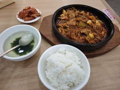 -米村拌饭(东方新天地店)