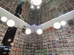 -钟书阁(松江泰晤士小镇店)