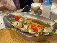 -两兄弟Song Pee Nong(2号店)