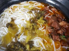 -花溪巷牛肉粉(泉城路店)