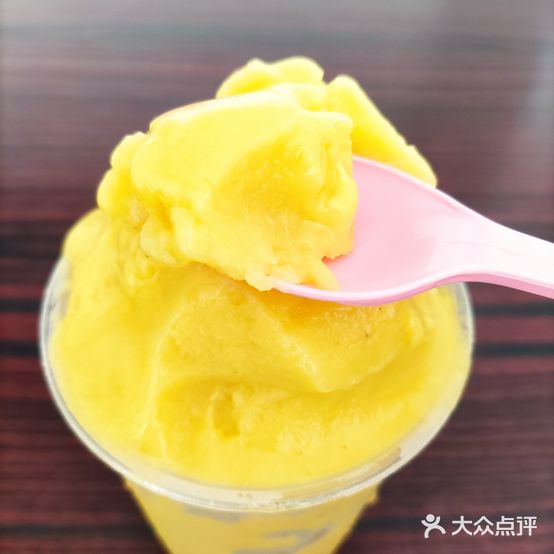 晨露新鲜水果炒冰