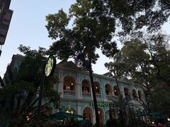 -星巴克臻选(广州沙面店)