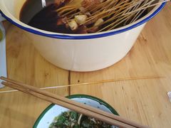 -拈签一笑黄牛肉辣卤串串
