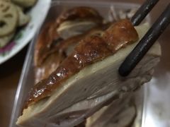 -晶牌烤鸭(延吉东路557弄小区店)