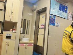 -华莱士(长虹大道中段店)