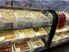 面包甜点陈列柜-百年义利(东直门店)
