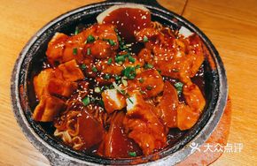 Sauce Chicken Pot