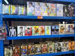 -逝水玩具折扣店
