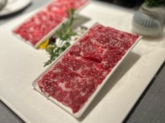 -左庭右院鲜牛肉火锅黑金店(陆家嘴中心店)