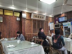 大堂-何记面馆(龙泉山店)