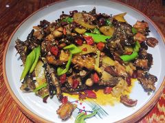 特色干炒鸡-满堂春特色餐馆