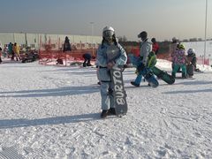 -华彬猛犸滑雪场