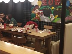 大堂-肯德基(龙之梦购物中心店)