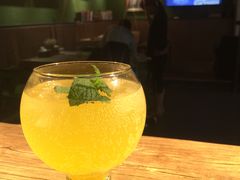 -出走咖啡·面包(宋庄店)