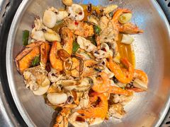 -七欣天香辣蟹火锅(上海银亿滨江店)