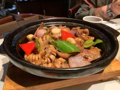 啫啫生肠煲-肥仔文澳门猪骨煲(南京西路店)