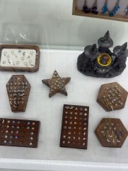 -AI艾耳·专业手工耳洞·穿孔美学馆