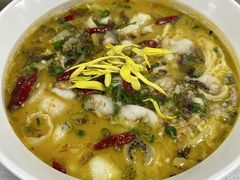 -亚伟瓦罐面美食城(淇县总店)