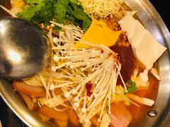 部队锅加芝士-富乐满韩国正宗炸鸡韩国料理(虹泉路店)