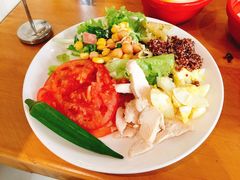 有机沙拉吧-So Lounge索兰至餐厅(蓝色港湾店)