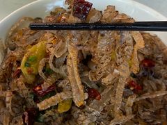 -丹水桥地锅鱼·翘嘴鲌·地方特色全鱼宴(丹江口大坝店)