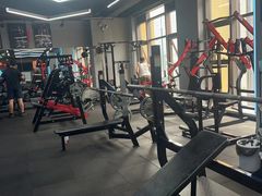 -豪思成DK健身私教连锁(凯乐国际店)