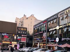 -天乐广场(食多滋美食城店)