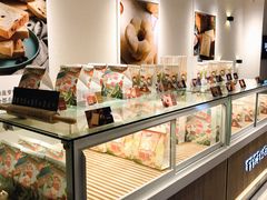 面包甜点陈列柜-爸爸糖吐司面包(重庆解放碑英利大融城店)