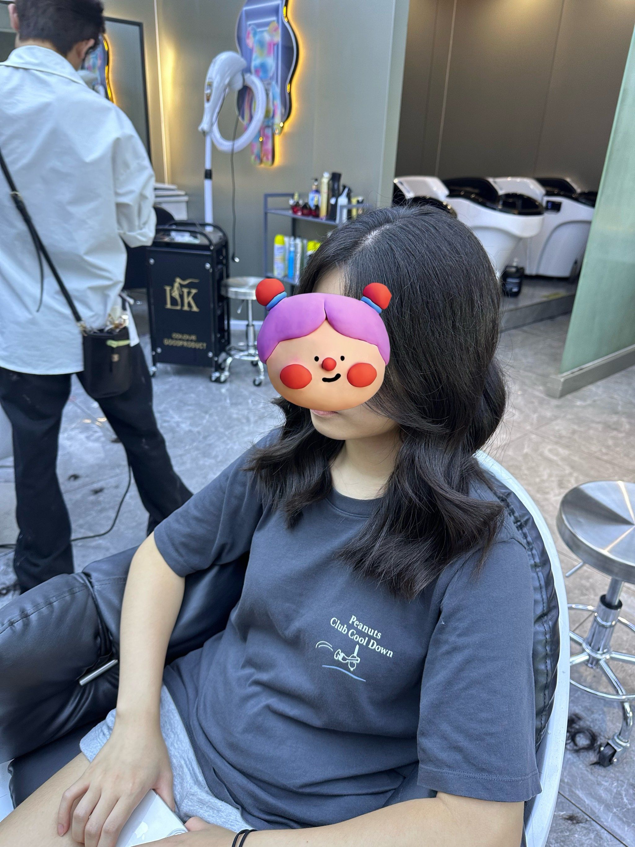 发型设计 烫发造型推荐 中长发烫发发型推荐 女生中长发发型