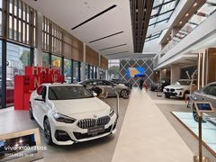 -上海宝信宝马4S店