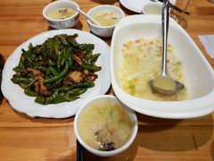 -乌镇那一年小院主题餐厅(甘泉西路店)