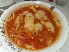 -渝是乎酸菜鱼(龙旗购物中心店)
