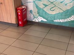 -麦当劳(虹梅路地铁站店)