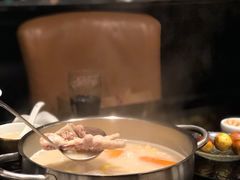 澳门鸡脚猪骨煲（小）-官也街澳门火锅(新源里店)