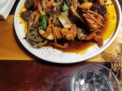 -臻鲜燕海鲜融合餐厅(金陵style店)