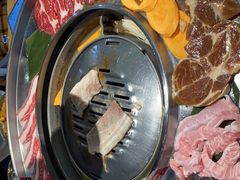-哈哈碳都·牛肋条无限自助烤肉(宝龙店)