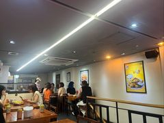 -BHC炸鸡(明洞总店)