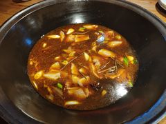 -咱屯子铁锅炖直营店(保利店)